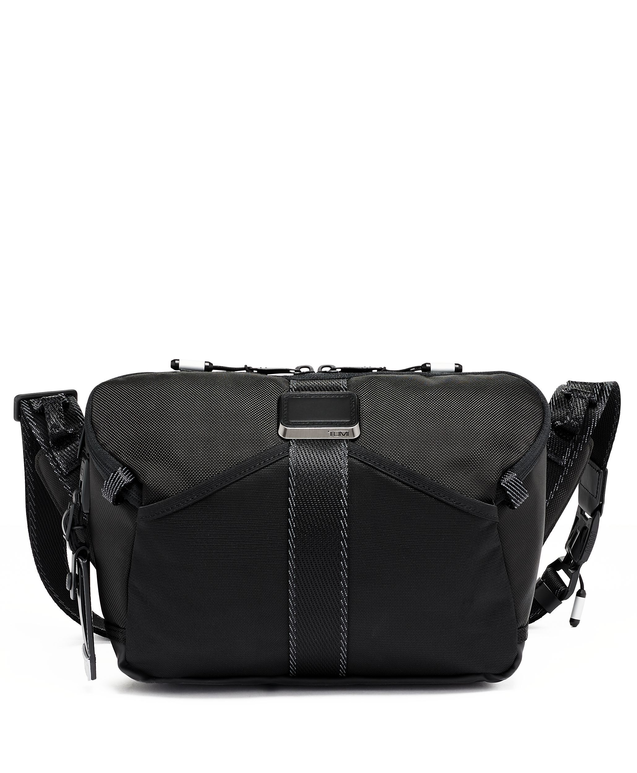 Alpha Bravo Esports Pro Crossbody in Black | TUMI HK