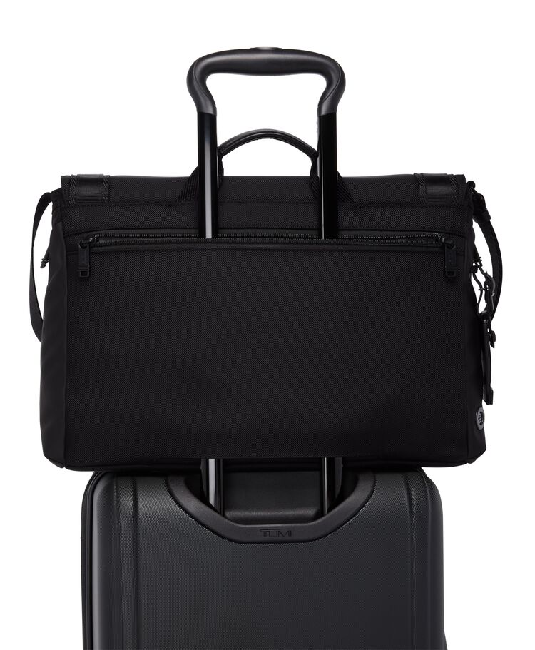 Tumi ALPHA BRAVO ROADSTEAD MESSENGER hi-res | TUMI
