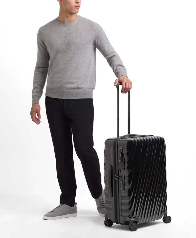 19 DEGREE Short Trip Expandable 4 Wheeled Packing Case hi-res | TUMI