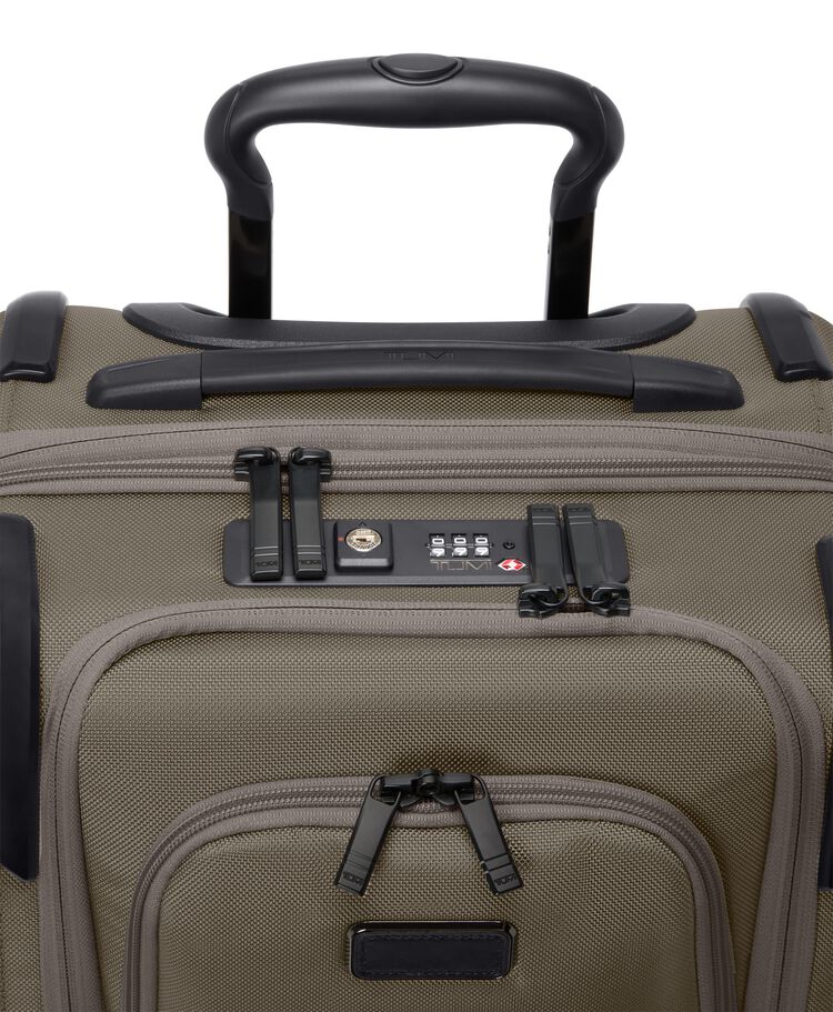 DUAL ACCESS EXP C/O  hi-res | TUMI