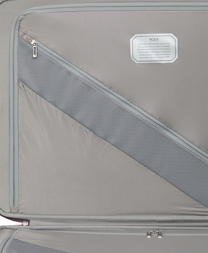 19 DEGREE LITE Extended Trip 4 Wheeled Packing Case  hi-res | TUMI