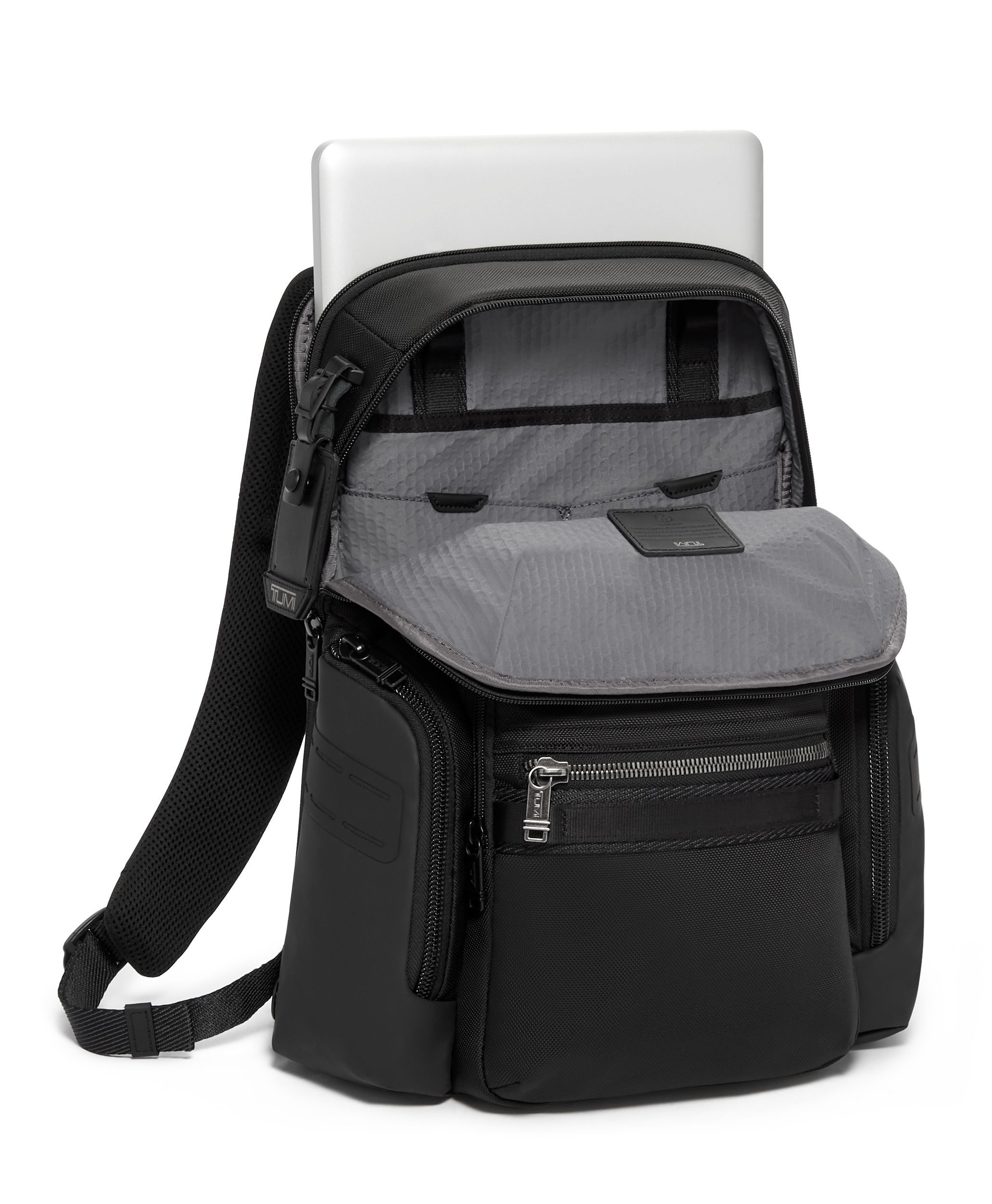 Alpha Bravo Navigation Backpack in Black | TUMI HK