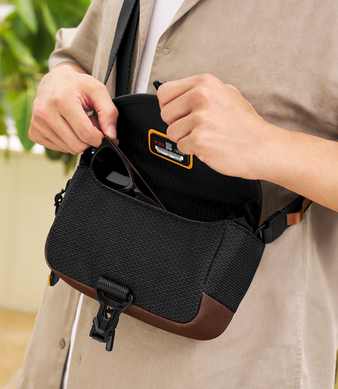 ALPHA BRAVO Compass Crossbody lifestyle | TUMI