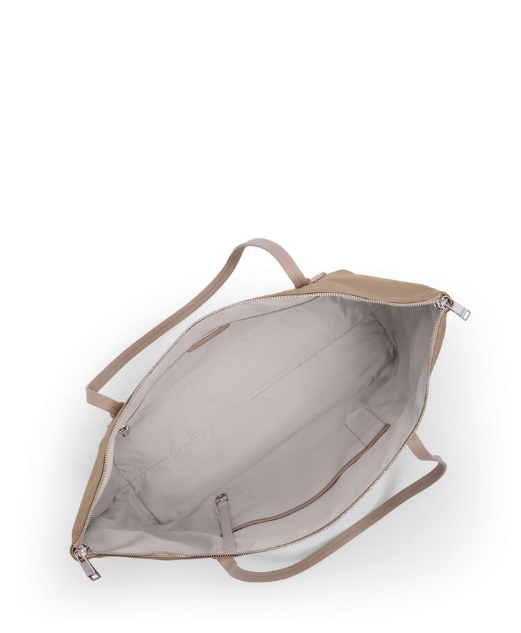 VOYAGEUR Q 手提袋  hi-res | TUMI