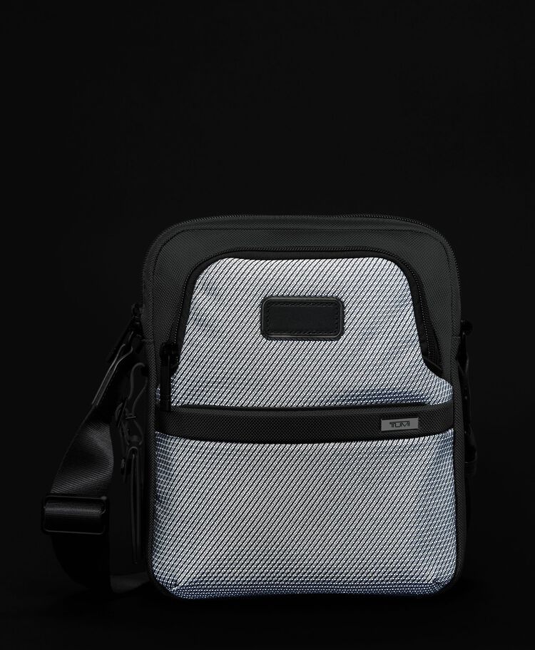 TUMI ALPHA Medium 斜揹袋  hi-res | TUMI