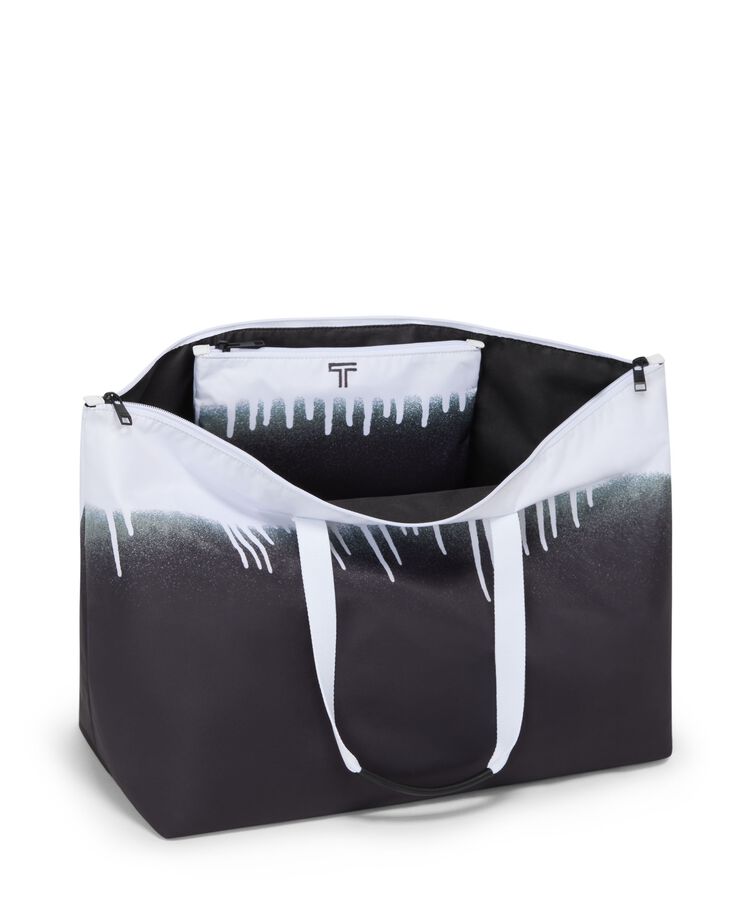 Tumi VOYAGEUR JUST IN CASE TOTE hi-res | TUMI