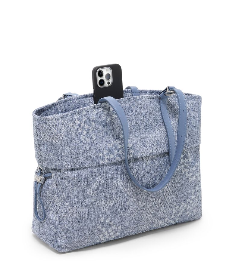 Tumi VOYAGEUR CAM LARGE TOTE hi-res | TUMI
