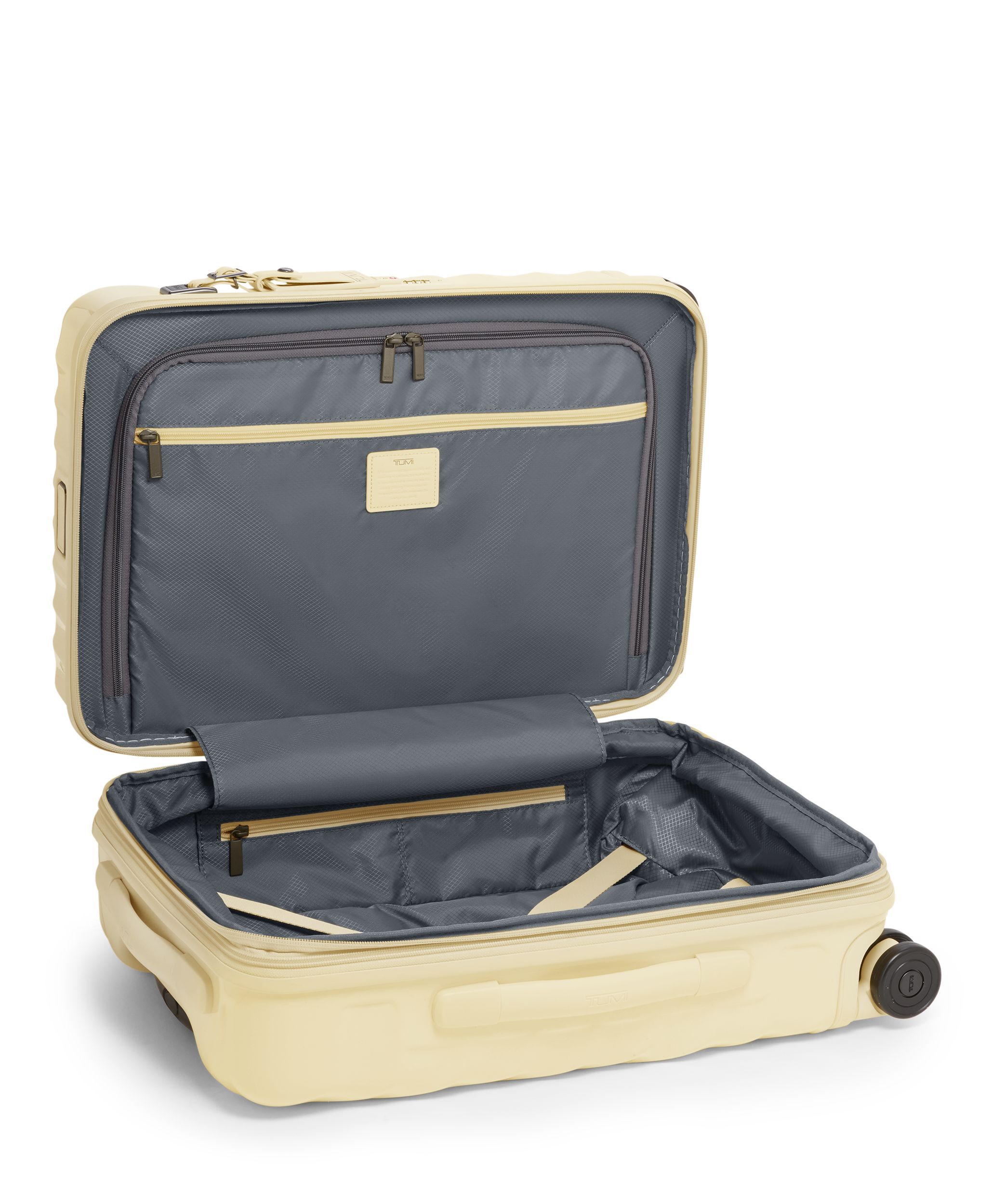 19 Degree International Expandable 4 Wheeled Carry On in Washed