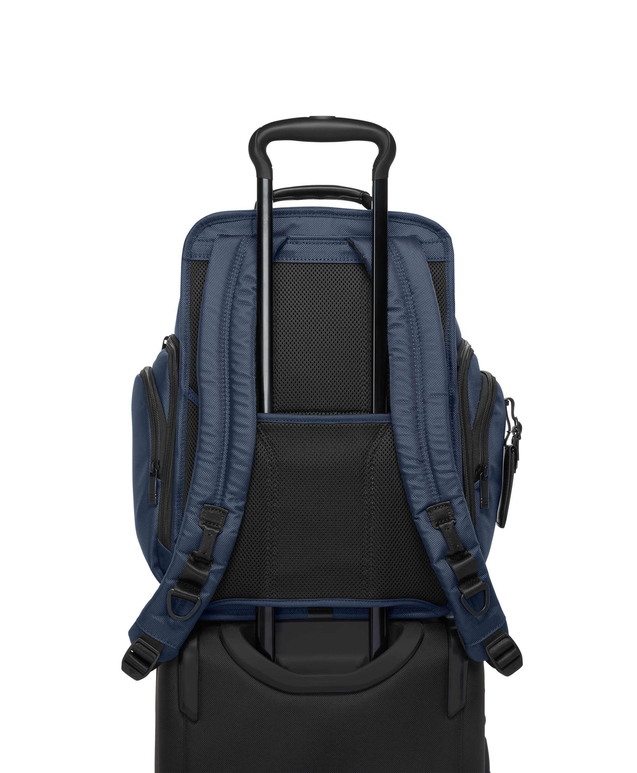 TUMI ALPHA TUMI Brief Pack® in NAVY | TUMI HK