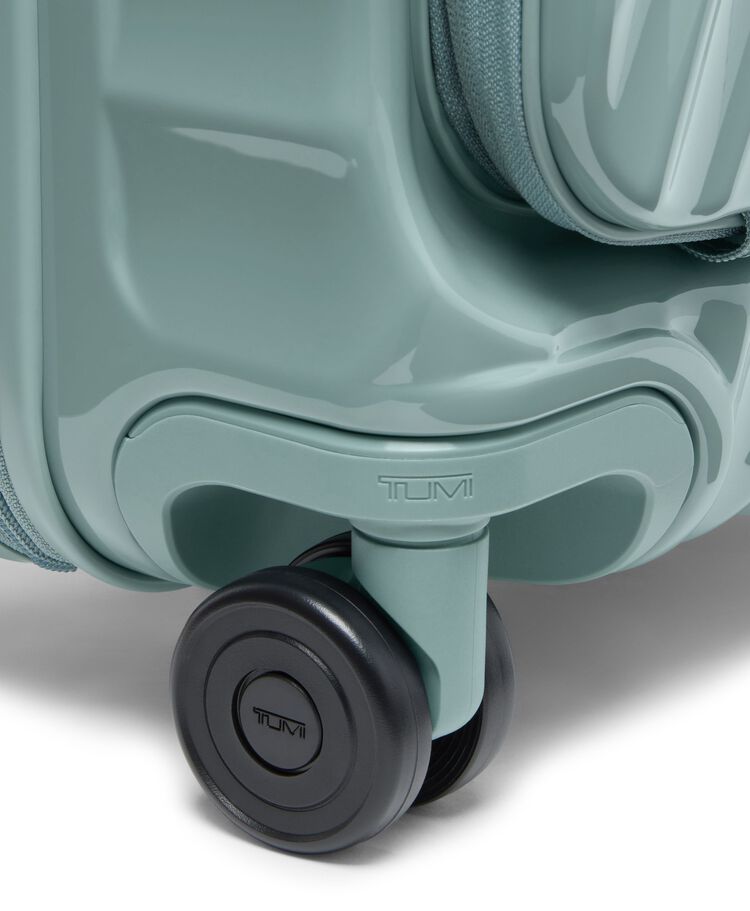 FRNT ACC EXP C/O  hi-res | TUMI