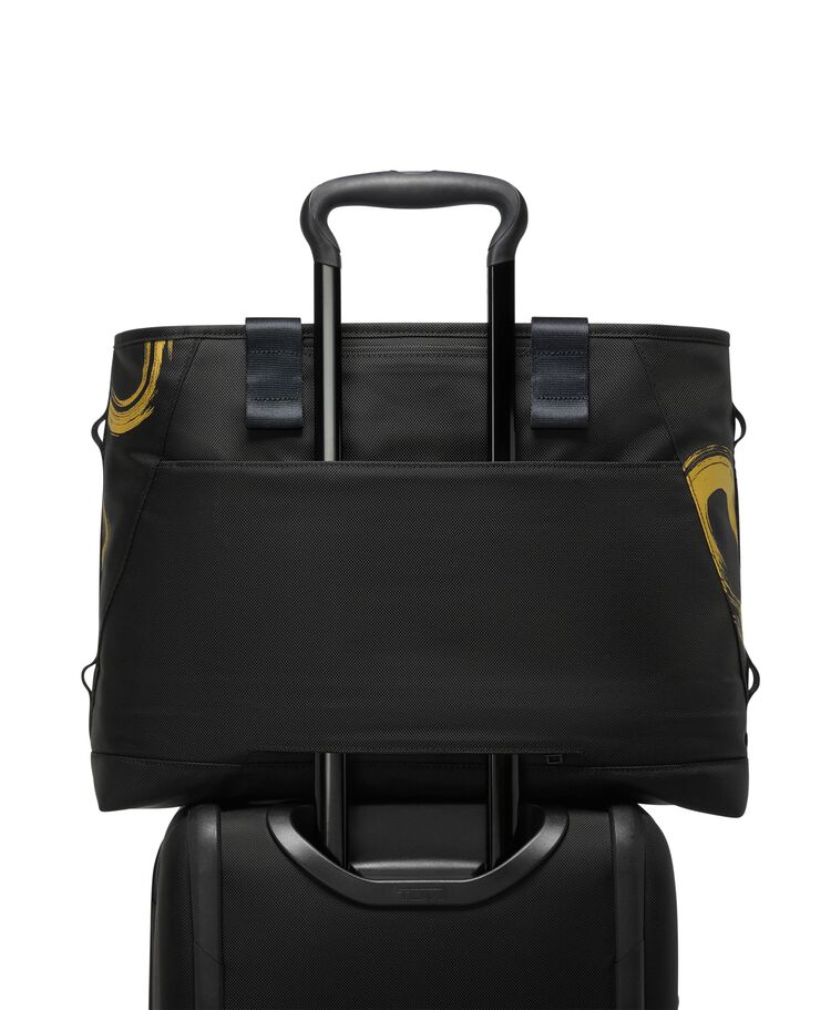 ALPHA BRAVO Retreat Tote hi-res | TUMI