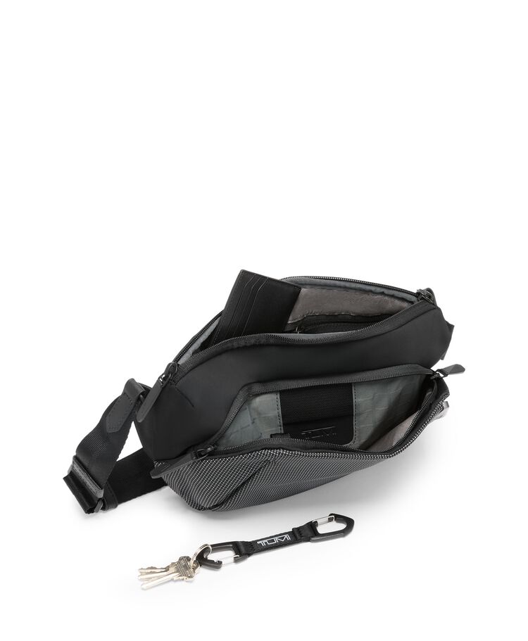 TUMI AXIS 中號單肩背囊  hi-res | TUMI