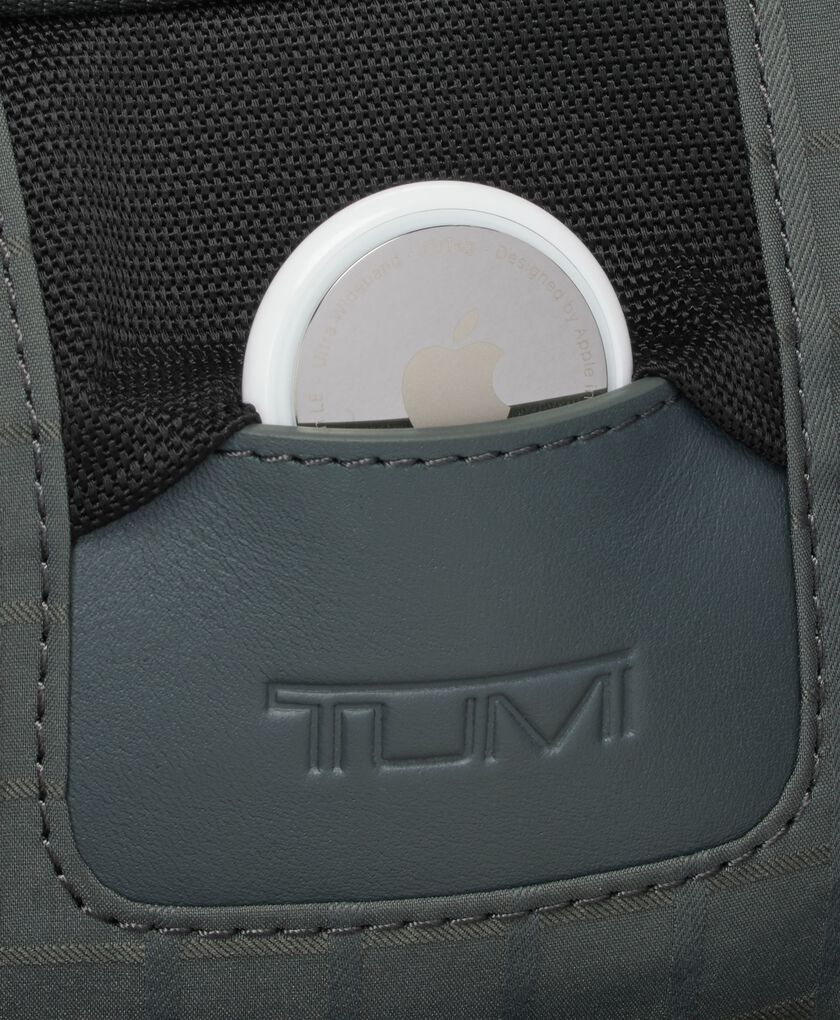 TUMI AXIS 中號單肩背囊  hi-res | TUMI