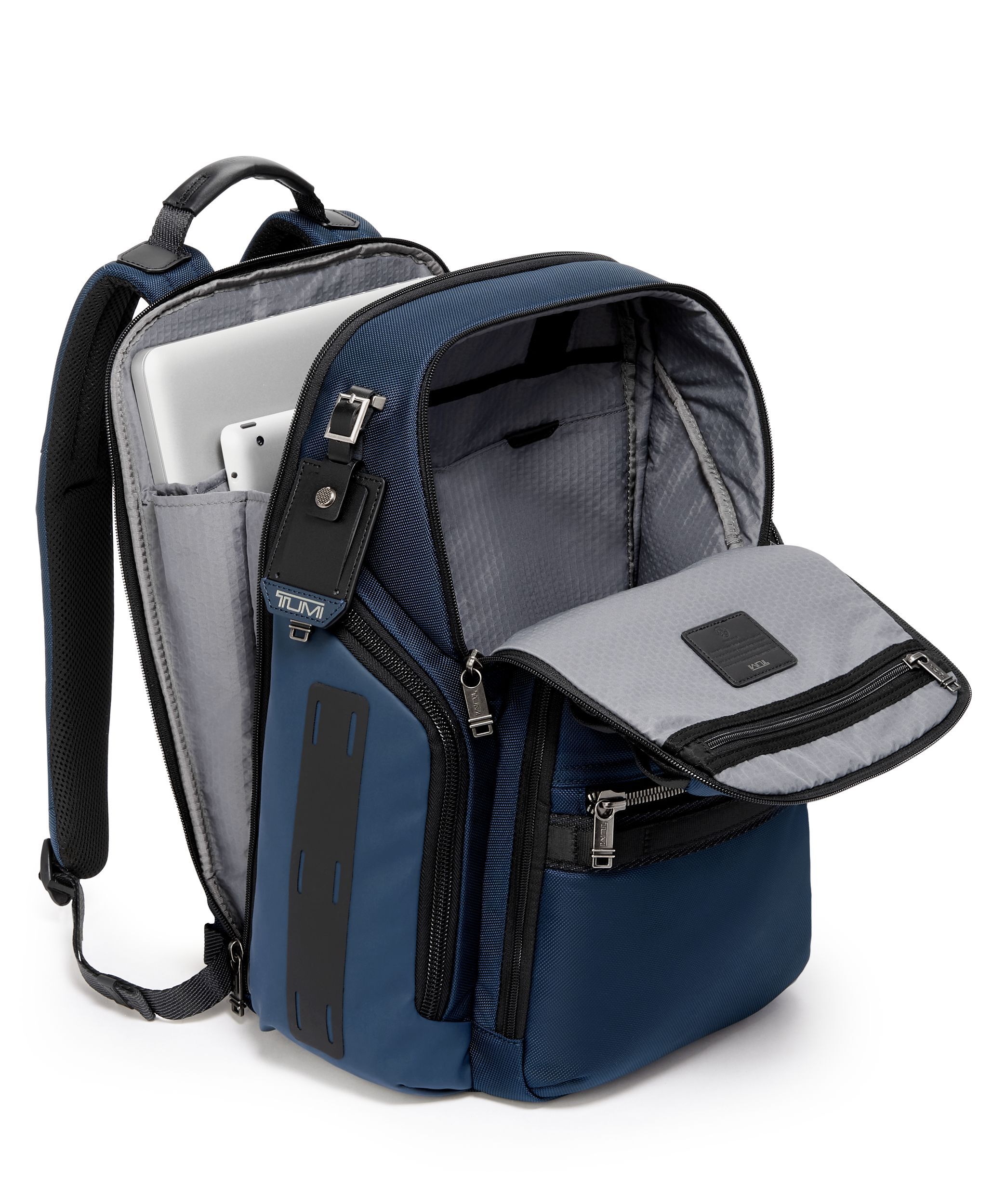 Alpha Bravo Search Backpack in Navy | TUMI HK