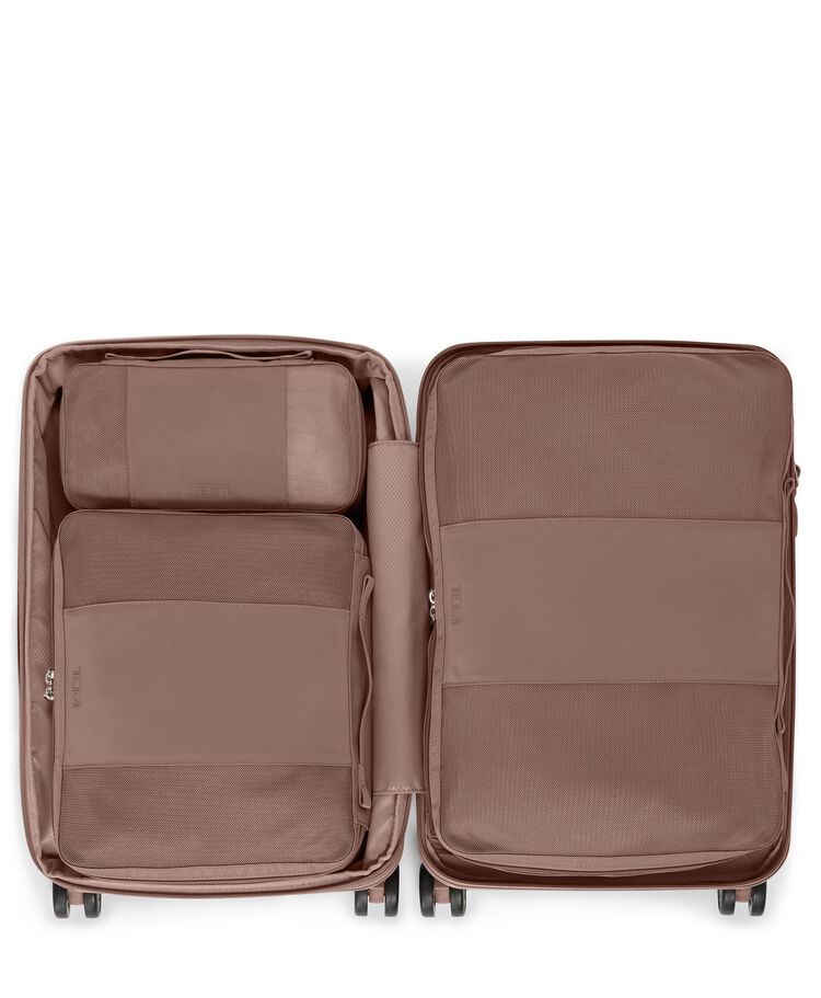 TUMI TRAVEL ACCESS. PACKING CUBE MEDIUM hi-res | TUMI