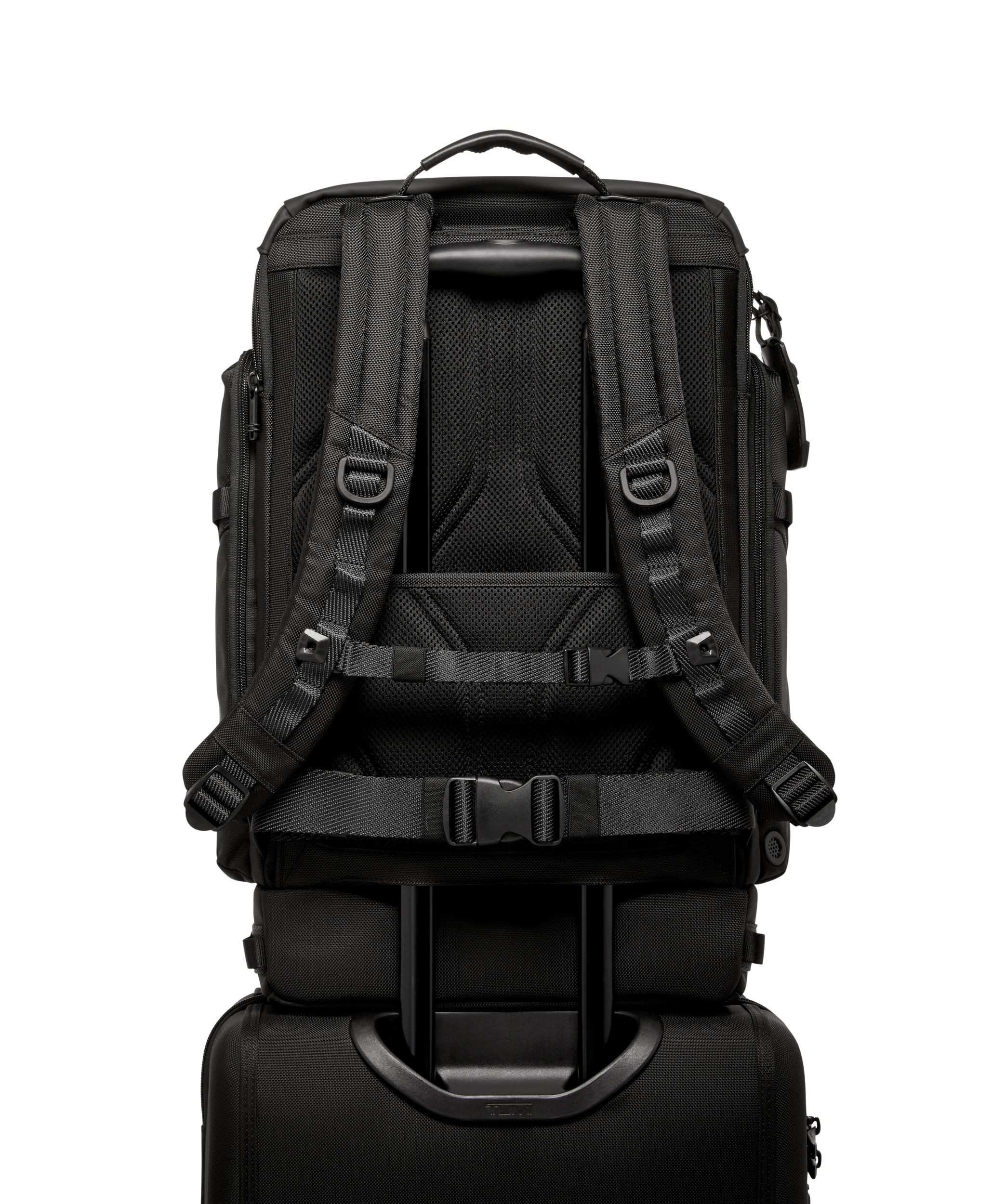 Tumi sternum strap store