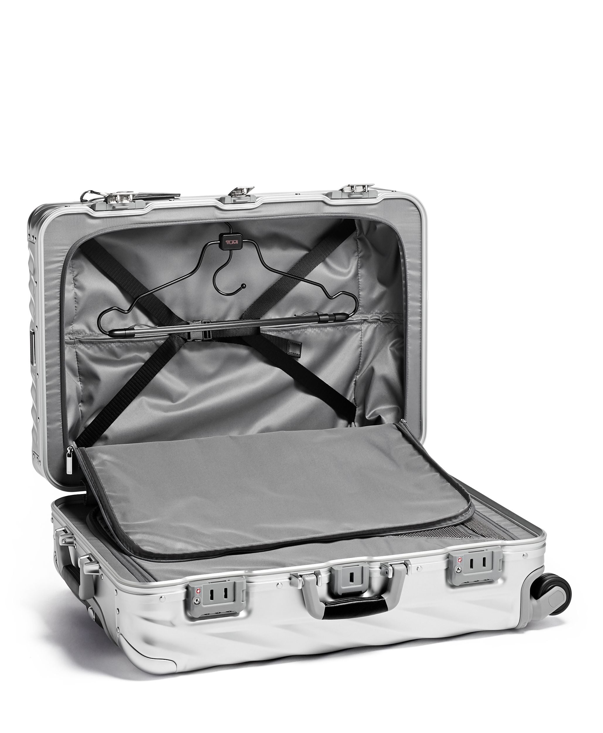 19 Degree Aluminum Short Trip Packing Case in Silver | TUMI HK