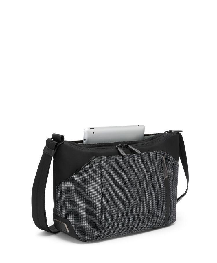 TUMI AXIS 中號斜揹袋  hi-res | TUMI