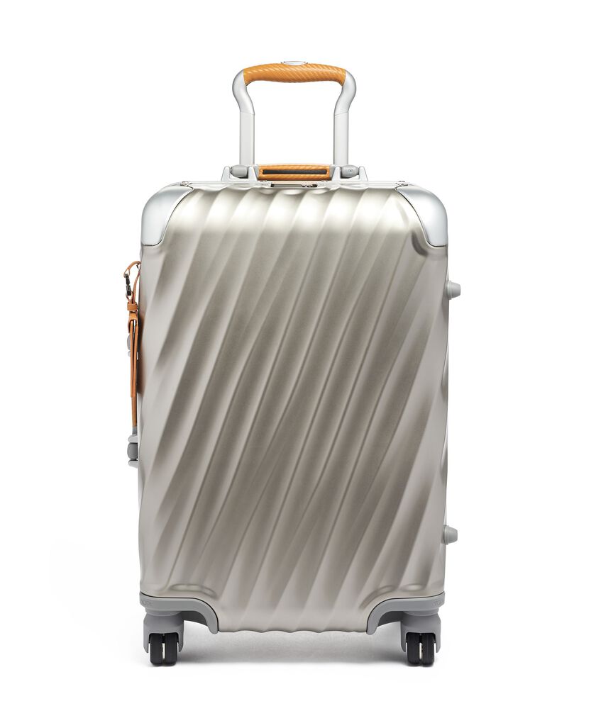 19 DEGREE TITANIUM 國際手提旅行箱  hi-res | TUMI