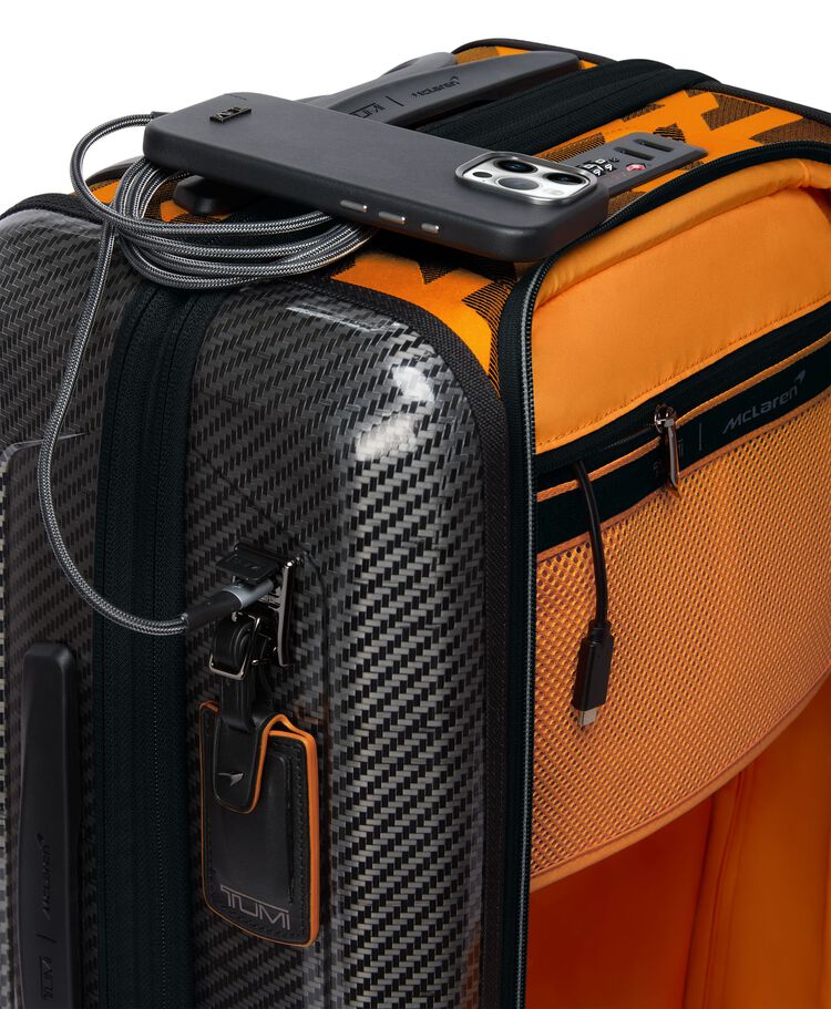TUMI I MCLAREN Aero 國際四輪可擴展手提旅行箱  hi-res | TUMI