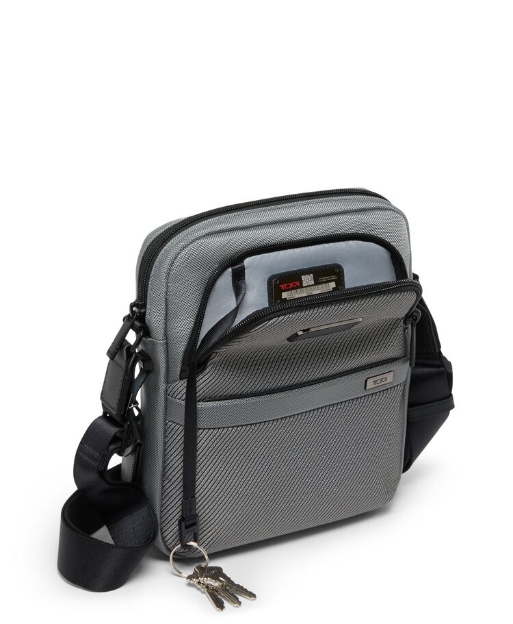 TUMI ALPHA Medium 斜揹袋  hi-res | TUMI