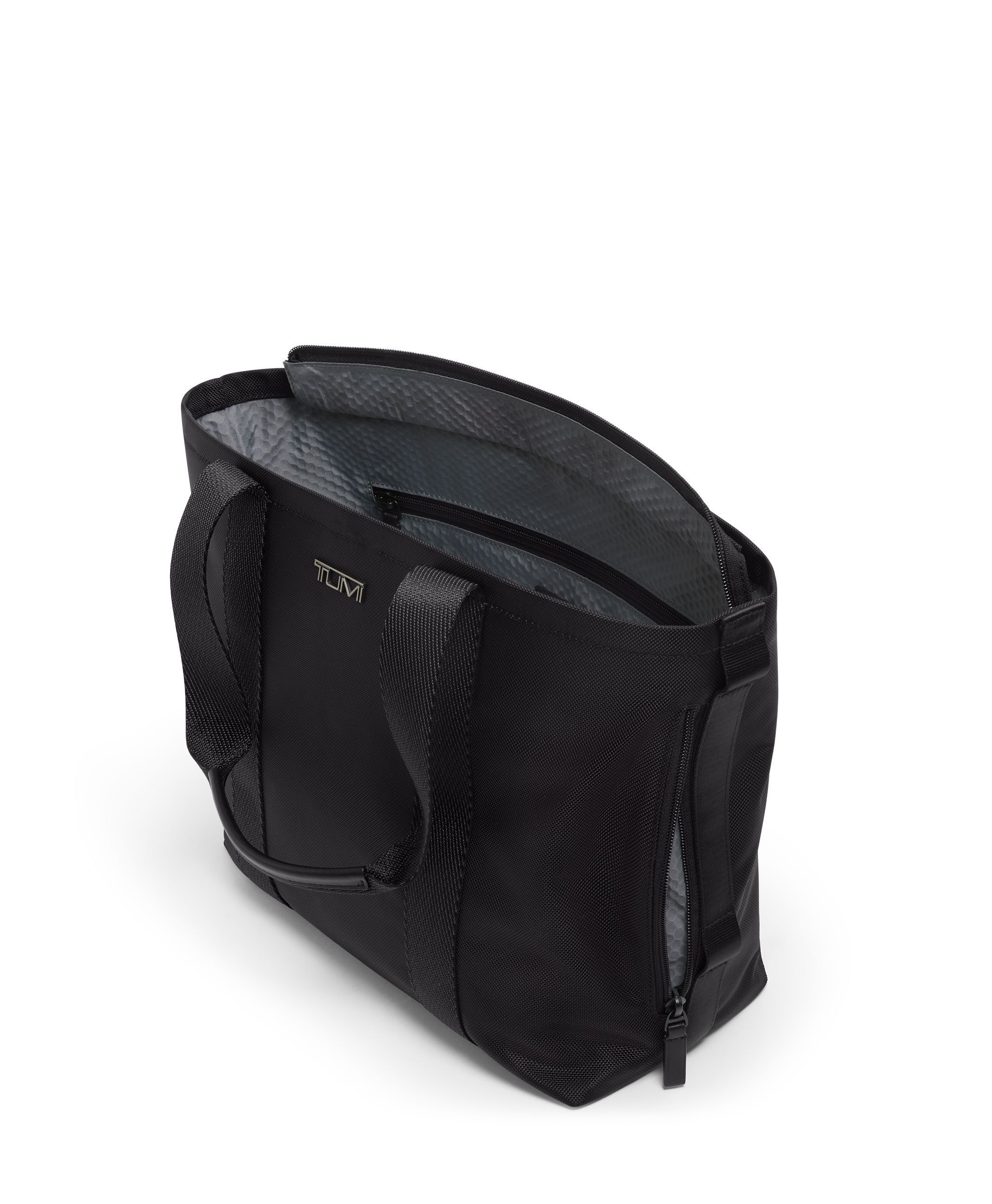 Alpha Bravo Essential Small East/West Tote in Black | TUMI HK