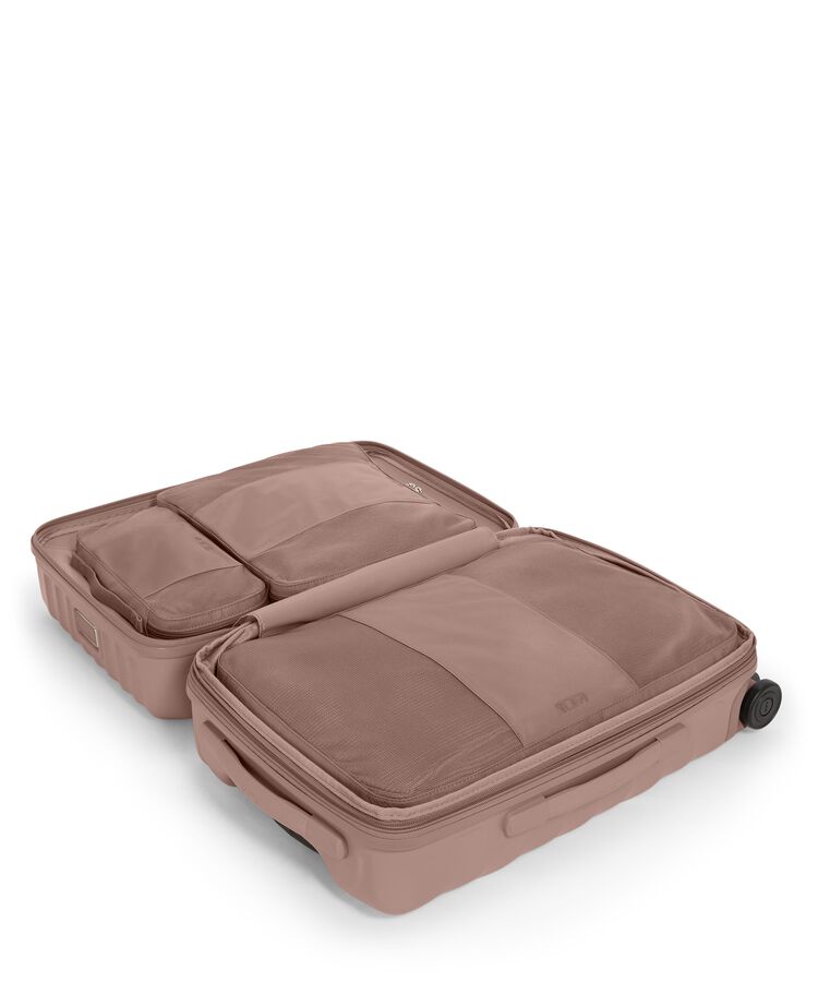 TUMI TRAVEL ACCESS. PACKING CUBE MEDIUM hi-res | TUMI