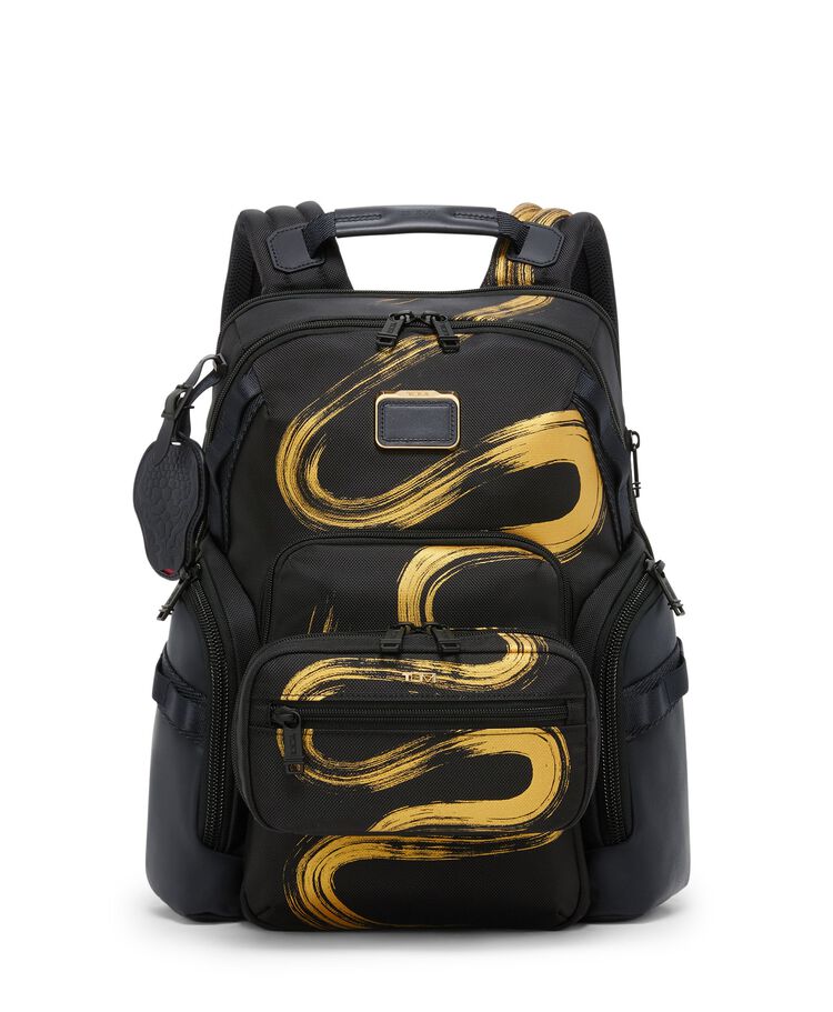 TUMI TRAVEL ACCESS. Zip-Around Case hi-res | TUMI