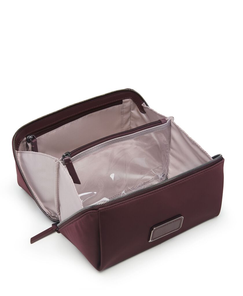 VOYAGEUR Dallas Cosmetic  hi-res | TUMI
