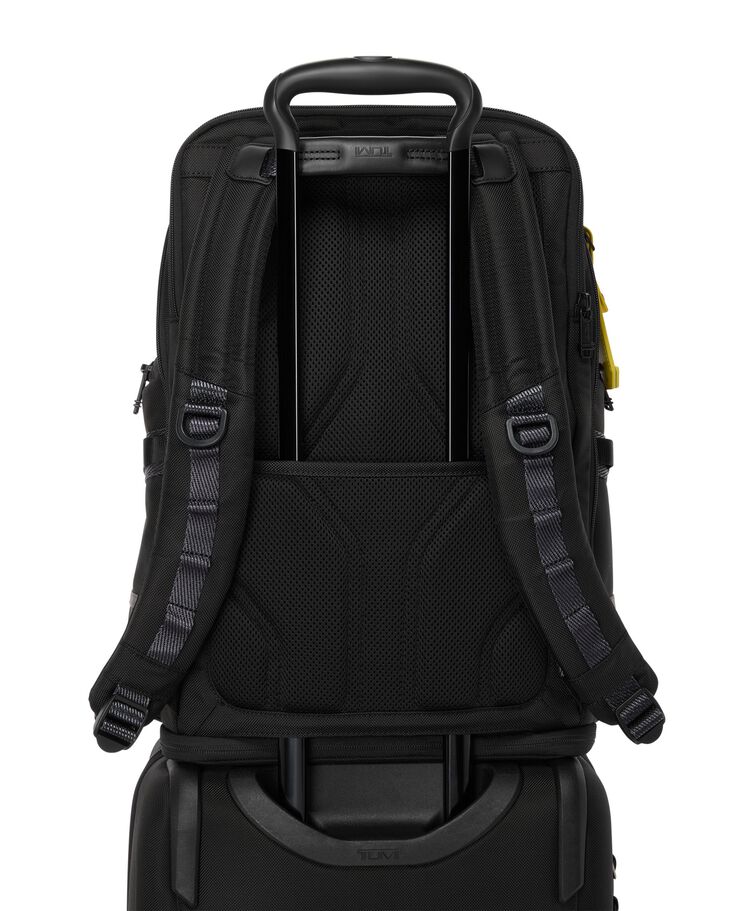 ALPHA BRAVO Nomadic 背囊  hi-res | TUMI