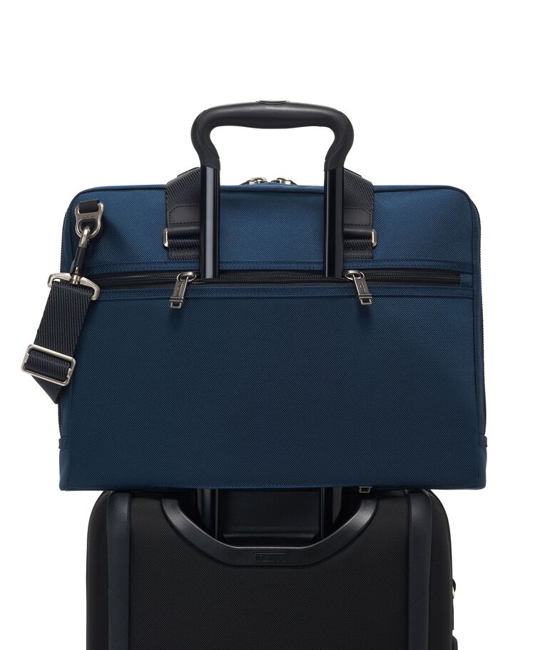 ALPHA BRAVO Academy Brief hi-res | TUMI