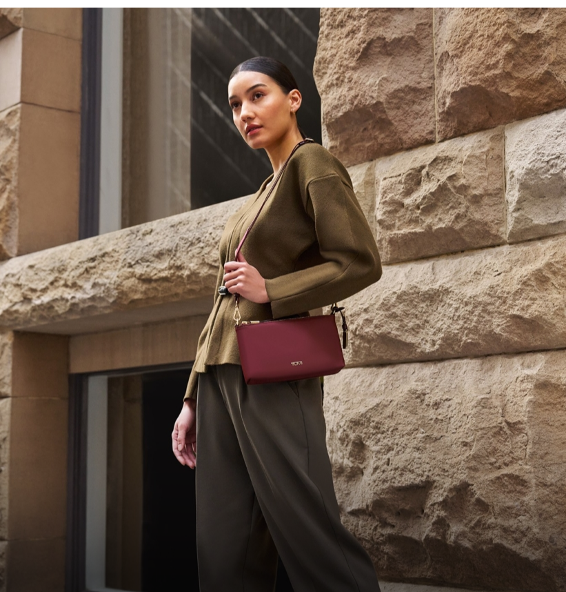 Voyageur Celina Backpack in Black/Gold | TUMI HK