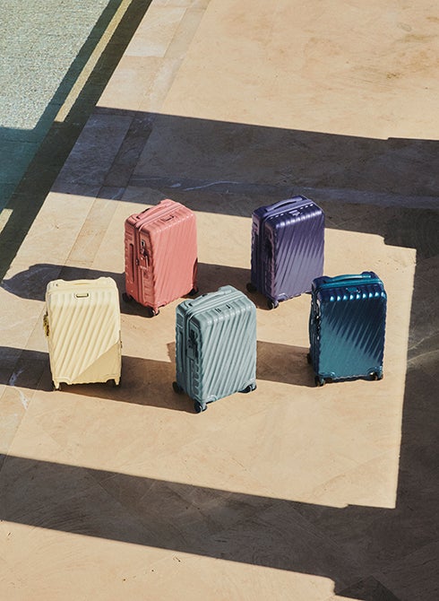 home-categories-luggage-202603