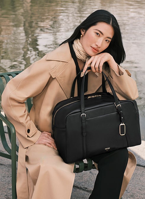 FW25Seasonal_TALENT_VoyageurLeatherOklynnWkndr_BlkGnmtl