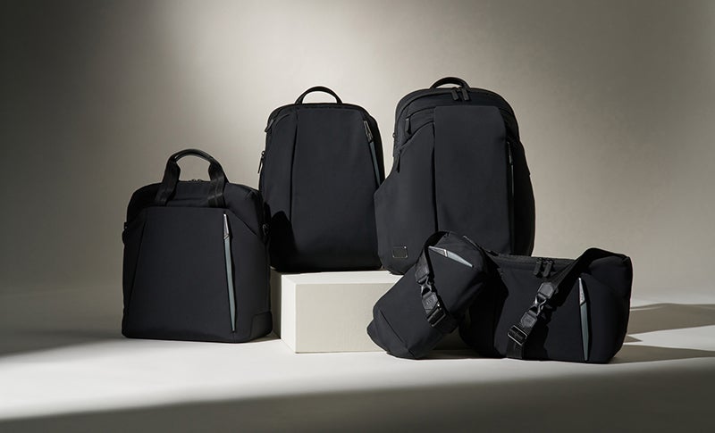Tumi Axis