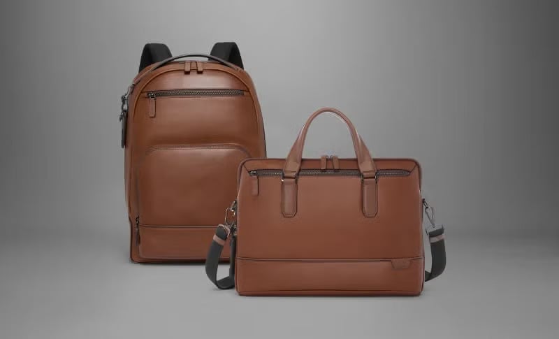 Voyageur Halsey Backpack in Black/Gold | TUMI HK